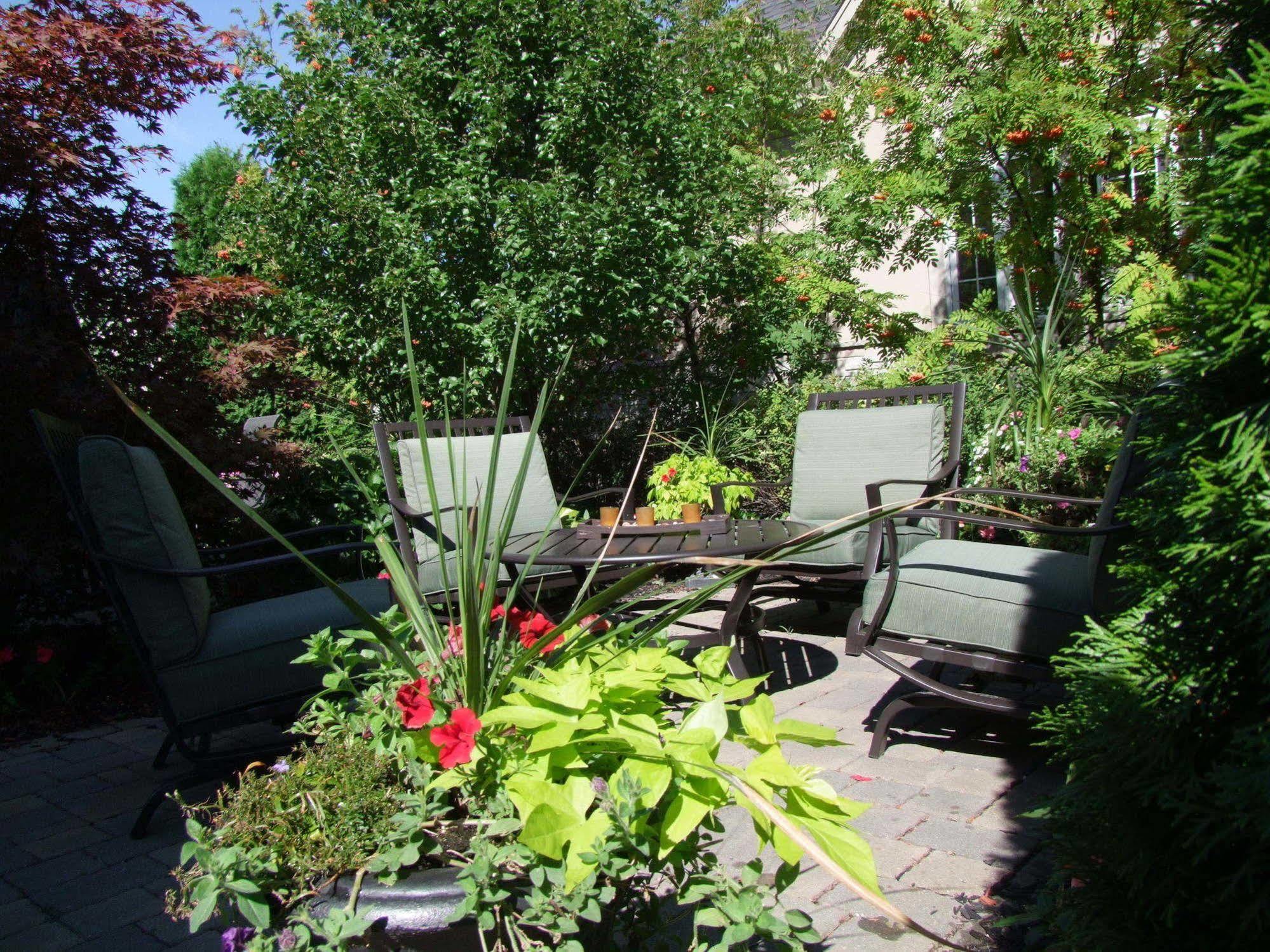 In Elegance Bed & Breakfast Niagara-on-the-Lake Exterior foto